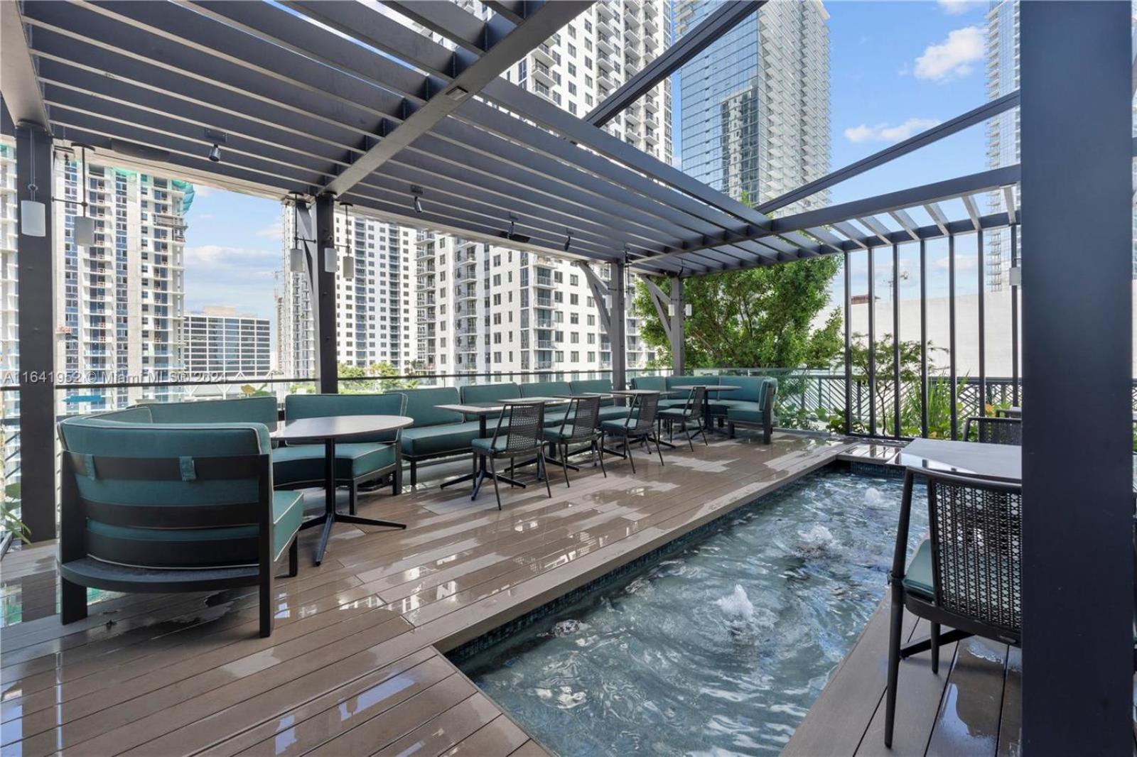 La Terrasse By Viac - Luxury Bay View With Balcony 29th Floor