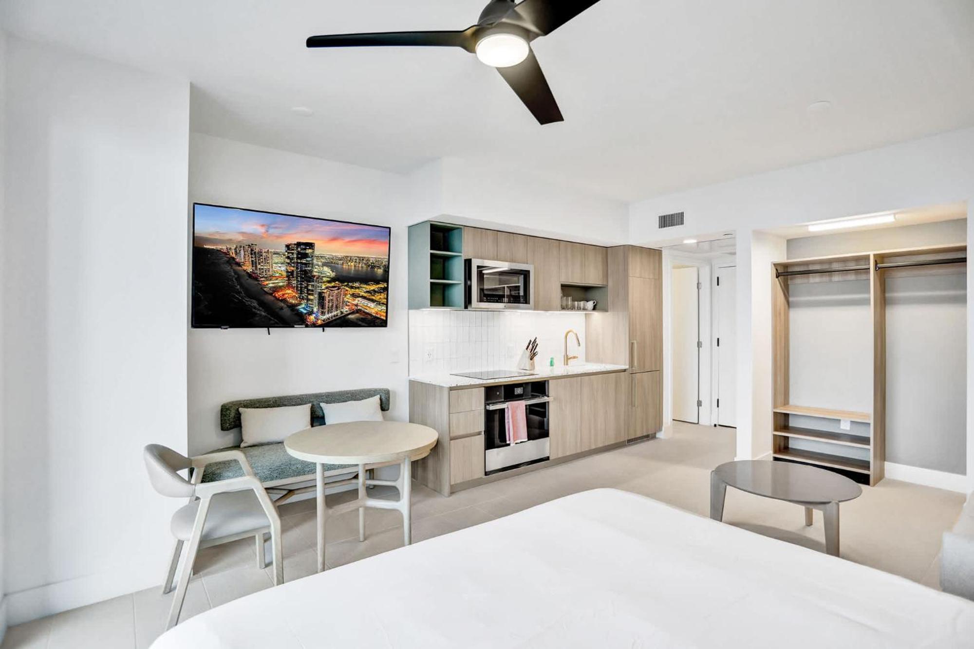 Holiday home La Terrasse By Viac - Luxury Bay View With Balcony 29th Floor *